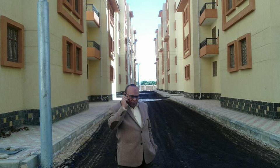  رئيس مدينة فوه يتفقد الوحدات السكنية بـ 12 عمارة 