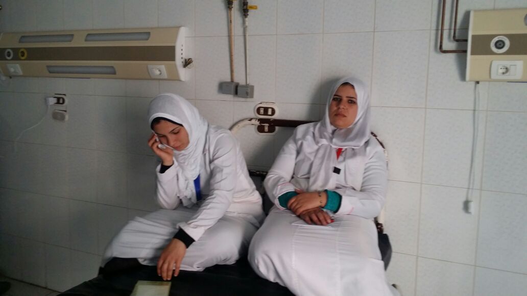  بالصور.. إضراب 23 ممرضة عن الطعام بمستشفى كفر الشيخ العام