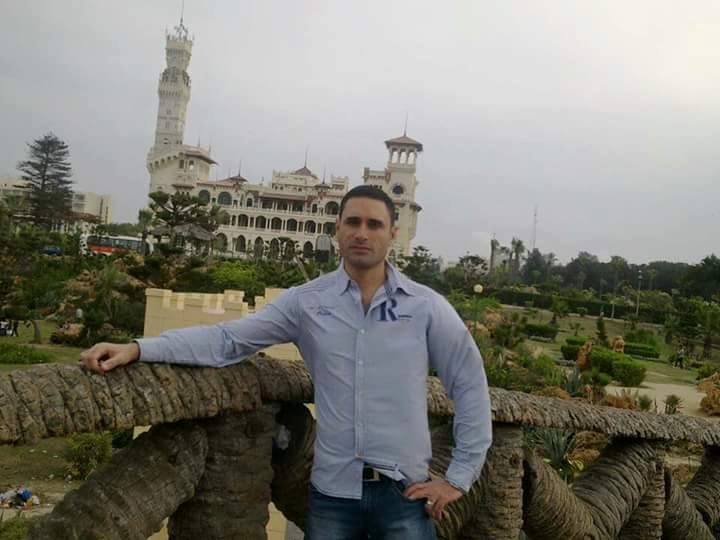  مساجد سنديون بكفر الشيخ  أدت صلاة الغائب على أحد ضحايا الطائرة المصرية