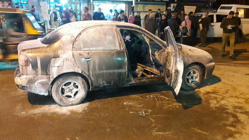  بالفيديو : حريق سيارة ملاكى بكفر الشيخ 