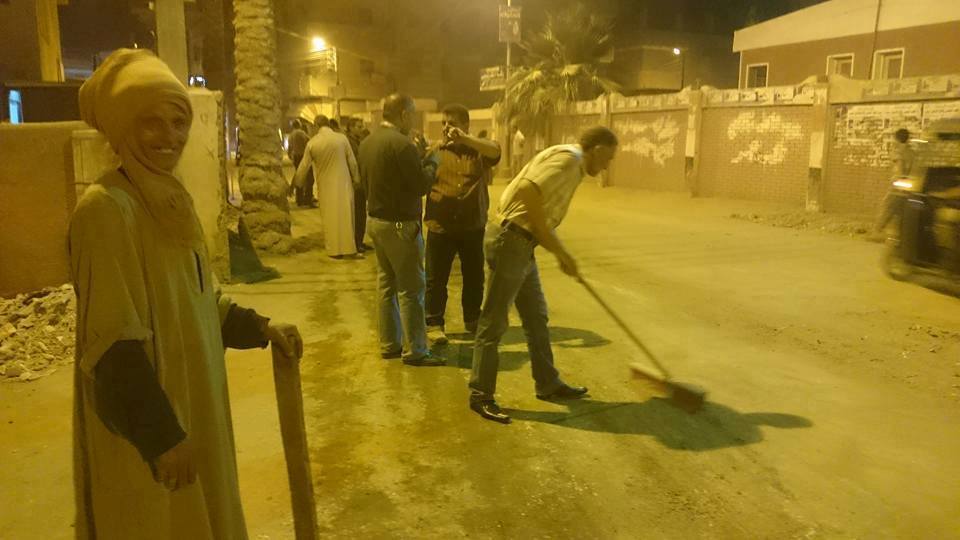  بالصور : مجلس مدينه قلين يواصل حملات تنظيف الاحياء وازاله الاشعالات