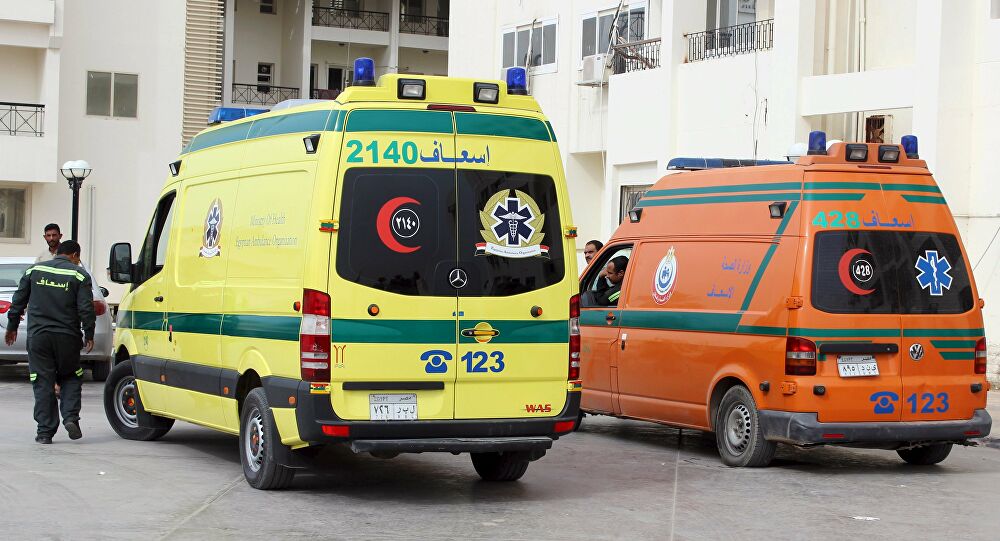  بالأسماء: إصابة 14 شخصاً بينهم 8 أطفال في حادث تصادم علي طريق الغنيمي العجوزين بكفر الشيخ
